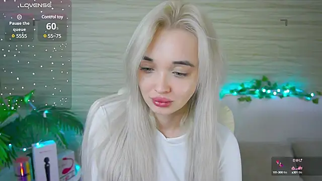 Snapshot of Ashley_S chatting on 20, 3, 2025 Ashley S online show from 20, 3, 2025