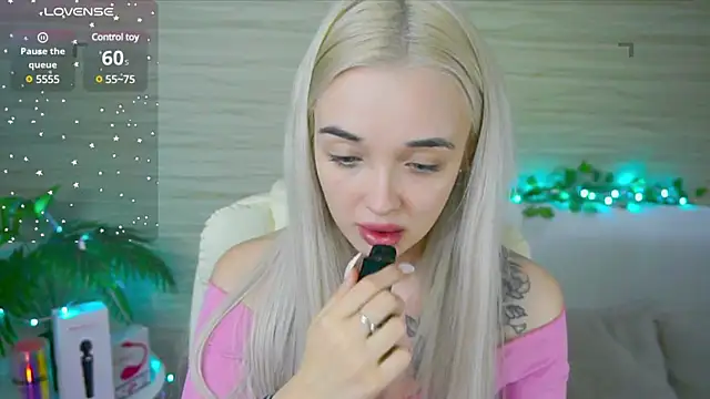 Snapshot of Ashley_S chatting on 22, 3, 2025 Ashley S online show from 22, 3, 2025