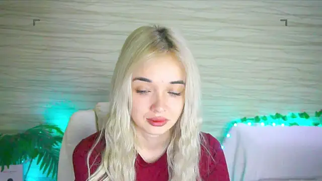 Snapshot of Ashley_S chatting on 13, 9, 2025 Ashley S online show from 13, 9, 2025