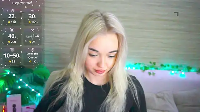 Snapshot of Ashley_S chatting on 27, 9, 2025 Ashley S online show from 27, 9, 2025