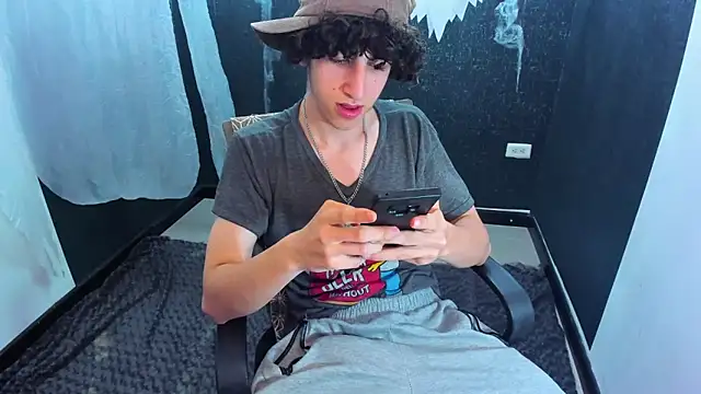 Kerverr  online show from 18, 10, 2025