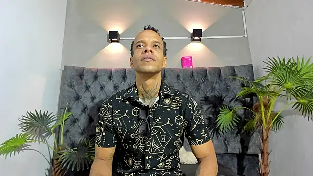Snapshot of Salomon_koude chatting on 30, 6, 2026 Salomon koude online show from 30, 6, 2026