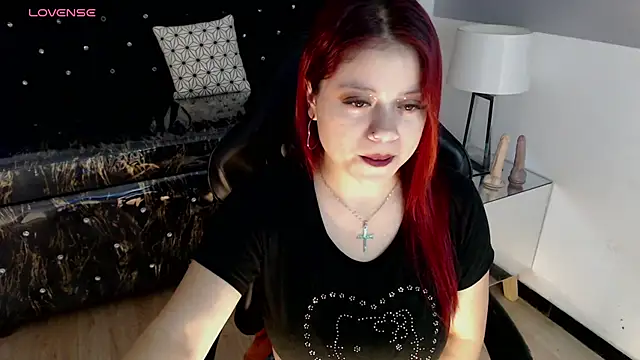 Snapshot of _Ambar72_b chatting on 12, 12, 2024 Ambar72 b online show from 12, 12, 2024