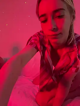 Snapshot of WhiteDiamond6969 chatting on 30, 12, 2024 WhiteDiamond6969 online show from 30, 12, 2024