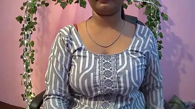 Pari-new online show from 8, 3, 2025