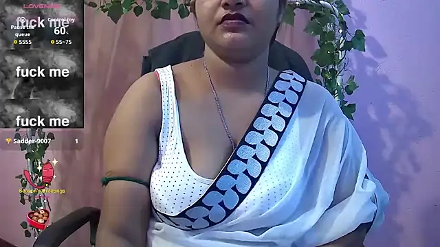 Snapshot of Pari-new chatting on 3, 8, 2026 Pari-new online show from 3, 8, 2026