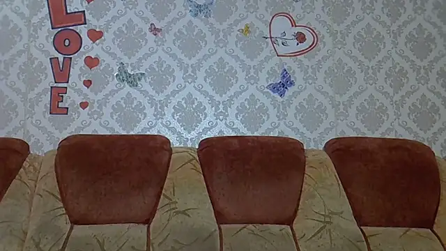 PaulaGolden online show from 4, 12, 2025