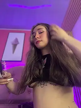 Sophie LS online show from 3, 2, 2025