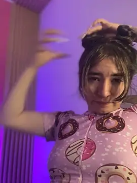 Sophie LS online show from 4, 2, 2025