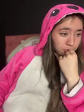 Sophie LS online show from 21, 3, 2025