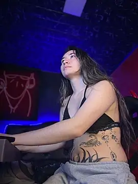 Sophie LS online show from 1, 4, 2026