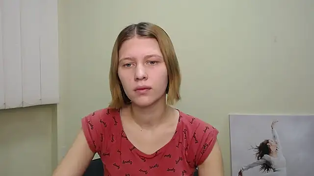 Snapshot of StellaCRL chatting on 10, 12, 2024 StellaCRL online show from 10, 12, 2024