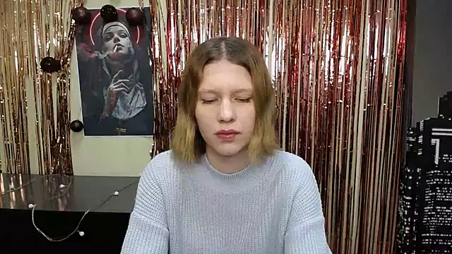 Snapshot of StellaCRL chatting on 5, 2, 2025 StellaCRL online show from 5, 2, 2025
