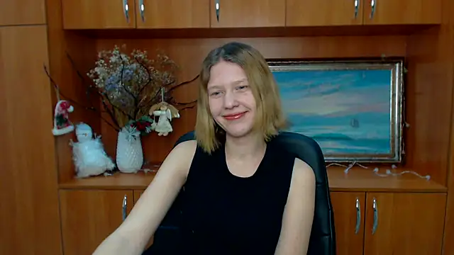 Snapshot of StellaCRL chatting on 13, 2, 2025 StellaCRL online show from 13, 2, 2025