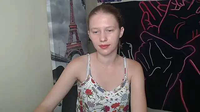 Snapshot of StellaCRL chatting on 10, 9, 2025 StellaCRL online show from 10, 9, 2025