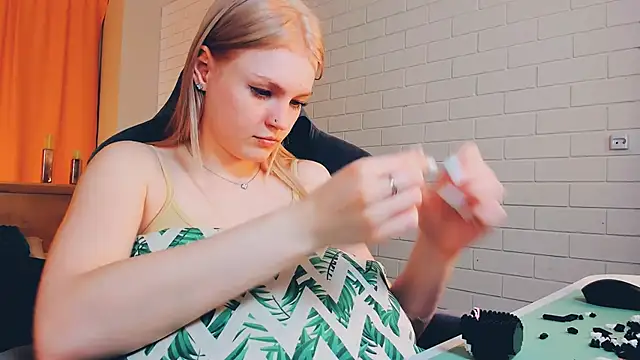 GraceGlamour online show from 11, 1, 2025