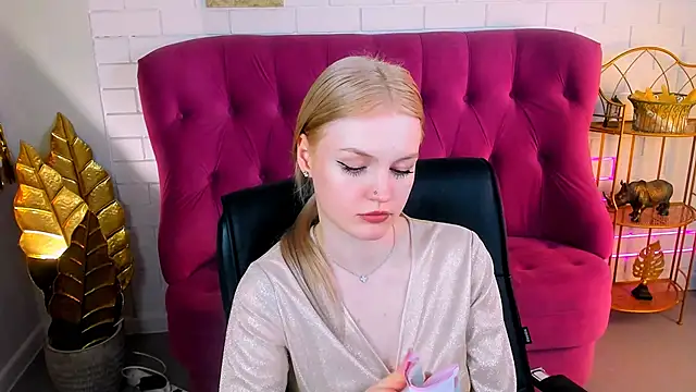 GraceGlamour online show from 13, 1, 2025