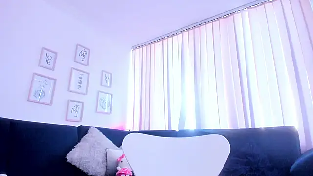 Valentina Se online show from 15, 12, 2024