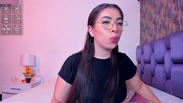 Snapshot of IsabellaAnngel chatting on 28, 2, 2025 IsabellaAnngel online show from 28, 2, 2025