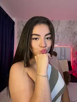 IsabellaAnngel online show from 18, 7, 2026
