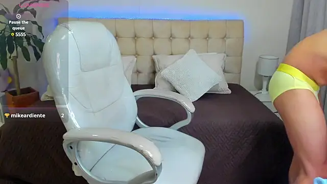 Damian23   online show from 19, 3, 2025