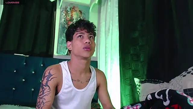 Sexys Boys Hot1 online show from 15, 1, 2026