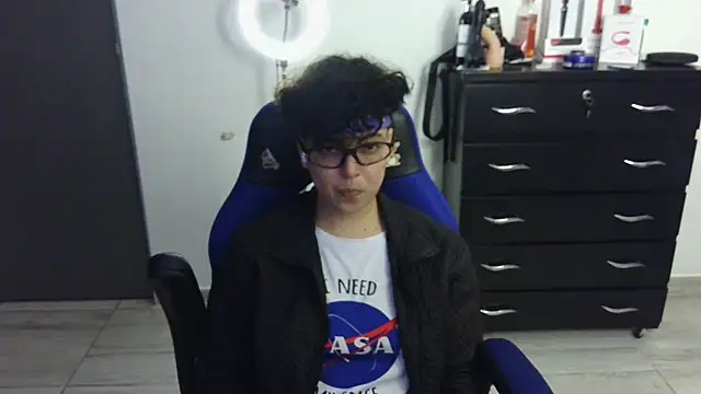 thomascooper7 online show from 28, 1, 2025