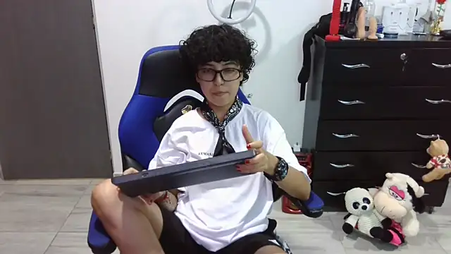 thomascooper7 online show from 28, 3, 2026