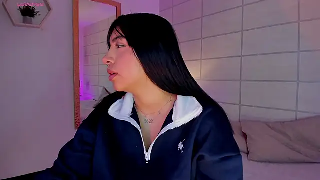 Christine Laam online show from 3, 3, 2026