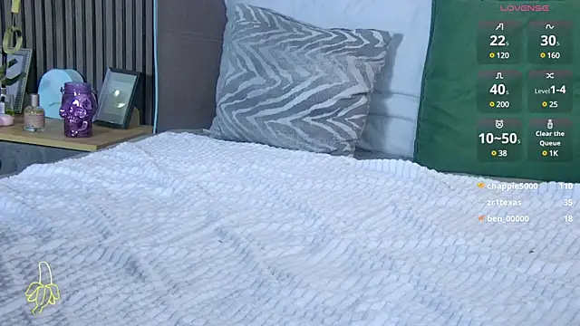 Eva Conors  online show from 8, 3, 2025