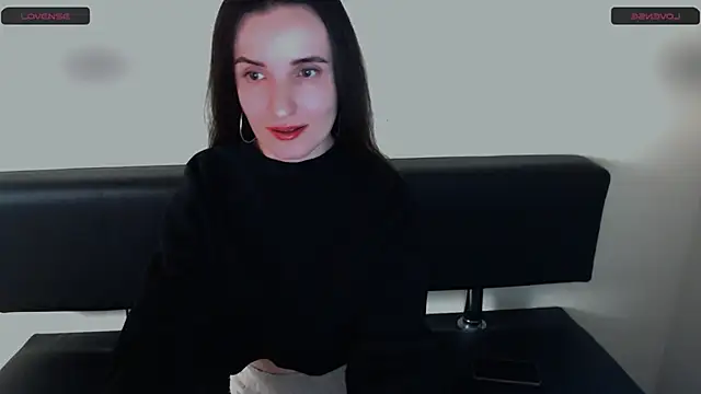 LaimaV  online show from 28, 2, 2026