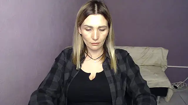  sexy lady online show from 3, 10, 2025