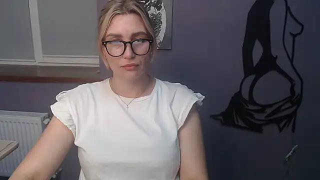  sexy lady online show from 7, 5, 2026