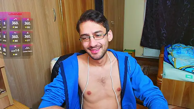 Snapshot of HungEddy chatting on 3, 12, 2024 HungEddy online show from 3, 12, 2024