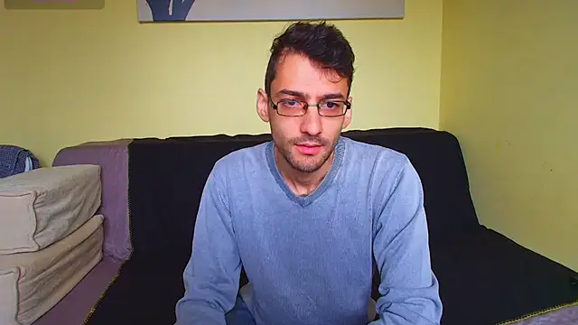 Snapshot of HungEddy chatting on 8, 10, 2025 HungEddy online show from 8, 10, 2025