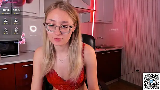 LivyyBossom online show from 15, 12, 2024