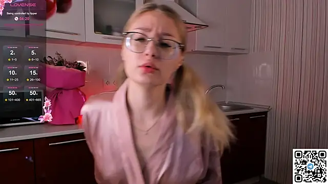 LivyyBossom online show from 1, 2, 2025