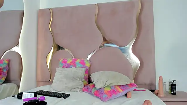 Snapshot of Sofia-candyht chatting on 26, 2, 2025 Sofia-candyht online show from 26, 2, 2025