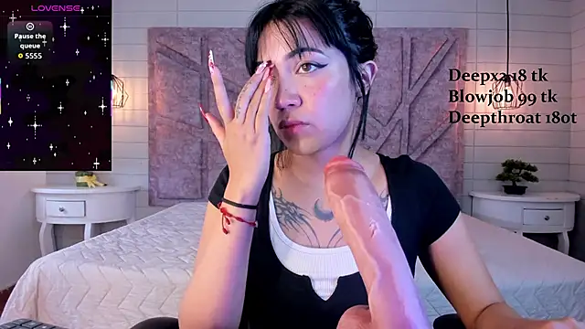 Gianna foxy online show from 24, 3, 2026