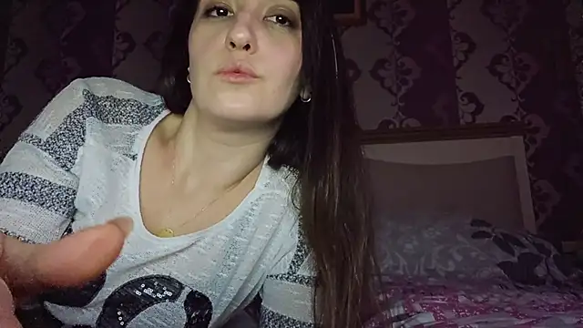 Snapshot of AlejandraDelaney chatting on 24, 12, 2024 AlejandraDelaney online show from 24, 12, 2024