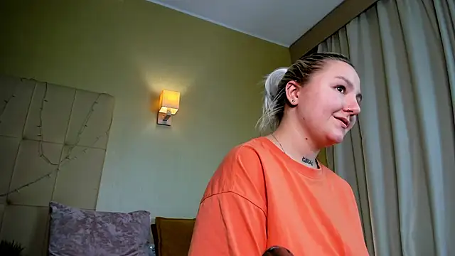 Debbie Taylor online show from 7, 12, 2024