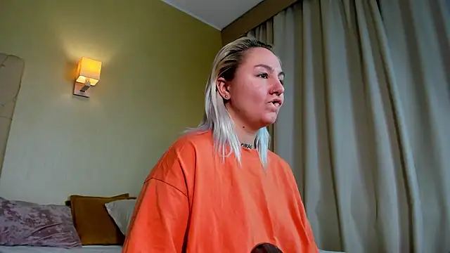 Debbie Taylor online show from 8, 12, 2024