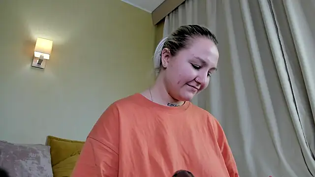 Debbie Taylor online show from 8, 1, 2025