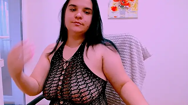 Snapshot of Ella-Diamond chatting on 27, 7, 2026 Ella-Diamond online show from 27, 7, 2026