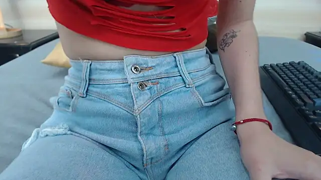 nahomibecker online show from 13, 3, 2025