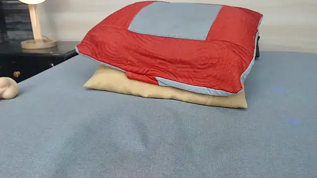 nahomibecker online show from 15, 3, 2025