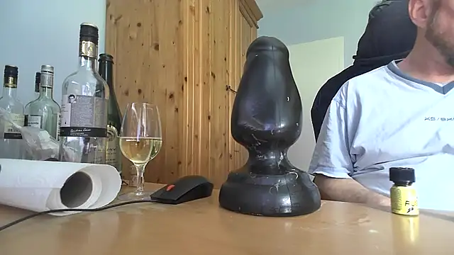 Snapshot of Tom_PP_cgn chatting on 14, 5, 2026 Tom PP cgn online show from 14, 5, 2026