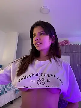 Snapshot of adop_me__ chatting on 1, 11, 2025 adop me online show from 1, 11, 2025