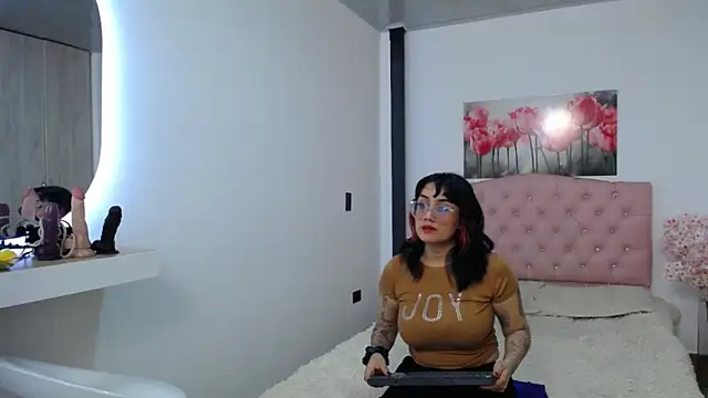 Snapshot of lily_f00x chatting on 24, 9, 2025 lily f00x online show from 24, 9, 2025