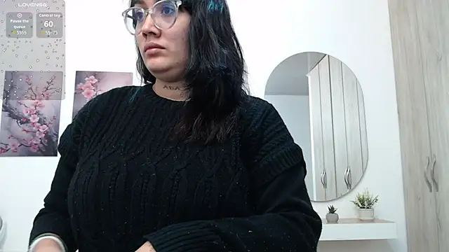lily f00x online show from 18, 2, 2026